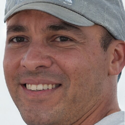 Small business owner, US Army Veteran, Lover of God and Country and believe Life is about relationship. God, Marriage, F...